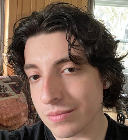Who Is Nick Wolfhard? Brother Of Finn Wolfhard 